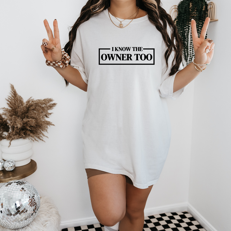 Personalized I Know The Owner Too Shirt, Custom Venmo Shirt, Funny Gift for Bartender, Waitress Shirts, Barmaid Barmen Tip Me Tshirt