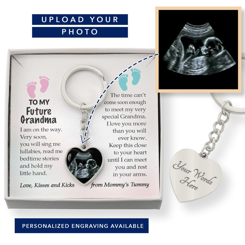 Personalized Grandma To Be Sonogram I am on the way Keychain Gift, New Grandma Gift from Baby Bump, Grandma To Be Baby Announcement, First Time Grandma